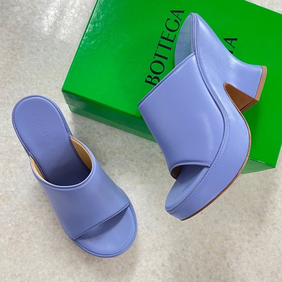 Bottega Veneta Shoes - Bottega Veneta Lido Sandals Blue/Purple Size 40